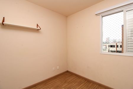 Apartamento à venda com 72m², 3 quartos e 2 vagas Apartamento à venda com 72m², 3 quartos e 2 vagasSuíte