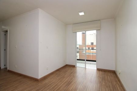 Apartamento à venda com 72m², 3 quartos e 2 vagas Apartamento à venda com 72m², 3 quartos e 2 vagasSala