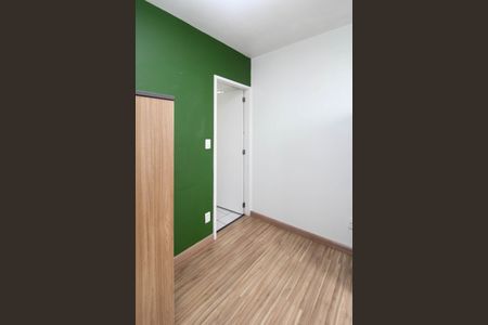 Apartamento à venda com 72m², 3 quartos e 2 vagas Apartamento à venda com 72m², 3 quartos e 2 vagasQuarto 2