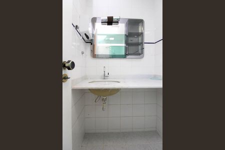 Apartamento à venda com 72m², 3 quartos e 2 vagas Apartamento à venda com 72m², 3 quartos e 2 vagasBanheiro Suíte