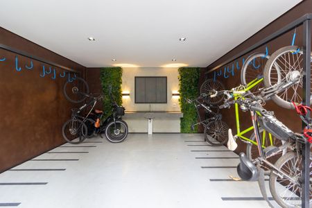 Área comum - Bicicletario de kitnet/studio para alugar com 1 quarto, 24m² em Pinheiros, São Paulo