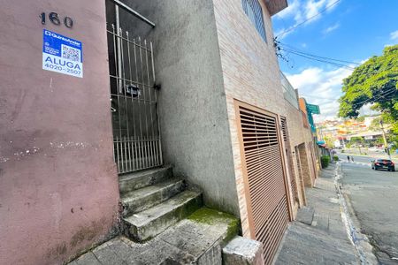 Casa para alugar com 70m², 2 quartos e sem vagaFachada