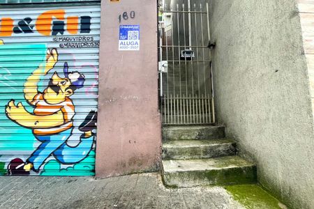 Casa para alugar com 70m², 2 quartos e sem vagaFachada