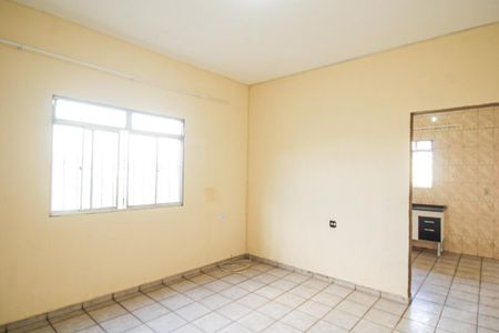 Casa para alugar com 70m², 2 quartos e sem vagaSala