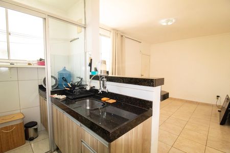 Apartamento à venda com 48m², 2 quartos e 1 vagaCozinha e Área de Serviço