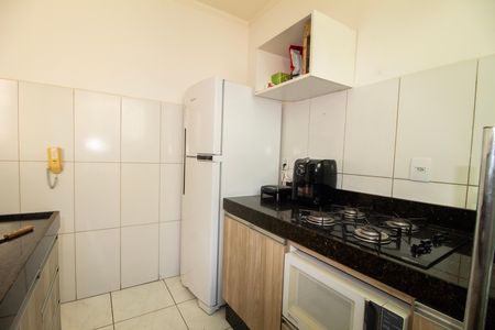 Apartamento à venda com 48m², 2 quartos e 1 vagaCozinha e Área de Serviço