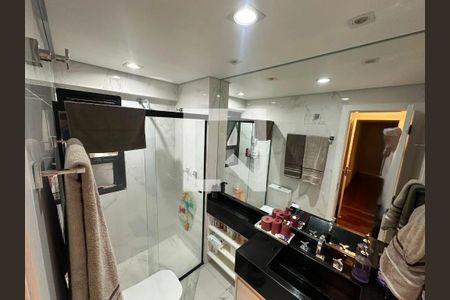 Apartamento à venda com 130m², 3 quartos e 2 vagasBanheiro da Suíte