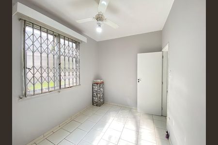 Apartamento para alugar com 57m², 2 quartos e sem vaga