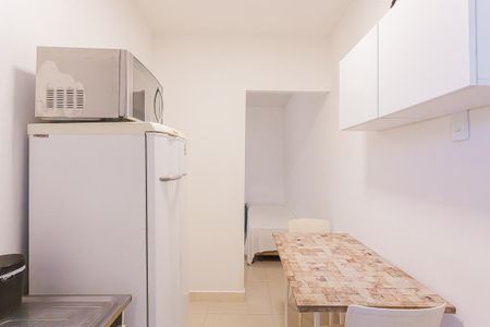 Cozinha de casa para alugar com 1 quarto, 15m² em Paraíso, São Paulo