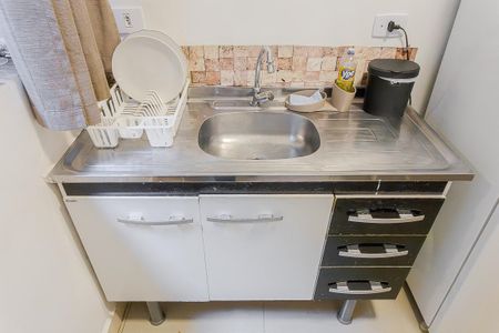 Cozinha de casa para alugar com 1 quarto, 15m² em Paraíso, São Paulo