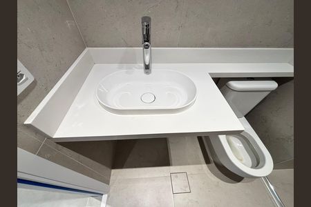 Apartamento à venda com 77m², 3 quartos e 1 vaga Apartamento à venda com 77m², 3 quartos e 1 vagaBanheiro