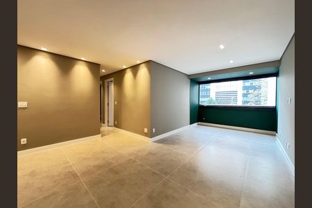 Apartamento à venda com 77m², 3 quartos e 1 vaga Apartamento à venda com 77m², 3 quartos e 1 vagaSala