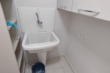 Casa para alugar com 350m², 4 quartos e 6 vagas Casa para alugar com 350m², 4 quartos e 6 vagasÁrea de Serviço