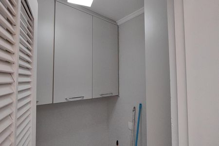 Casa para alugar com 350m², 4 quartos e 6 vagas Casa para alugar com 350m², 4 quartos e 6 vagasÁrea de Serviço