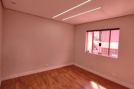 Casa para alugar com 350m², 4 quartos e 6 vagas Casa para alugar com 350m², 4 quartos e 6 vagasQuarto 1