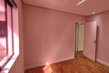 Casa para alugar com 350m², 4 quartos e 6 vagas Casa para alugar com 350m², 4 quartos e 6 vagasQuarto 1