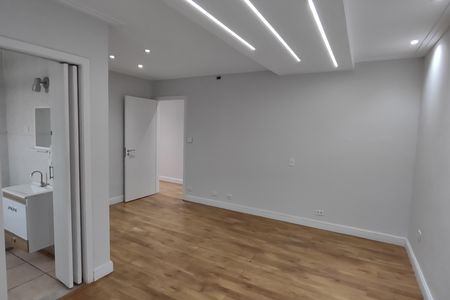 Casa para alugar com 350m², 4 quartos e 6 vagas Casa para alugar com 350m², 4 quartos e 6 vagasSuíte 1