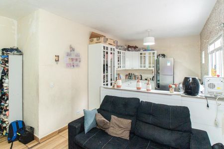 Casa para alugar com 90m², 2 quartos e sem vagaSala