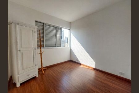 Apartamento para alugar com 90m², 3 quartos e 1 vaga Apartamento para alugar com 90m², 3 quartos e 1 vagaSuite