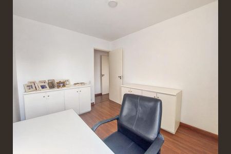 Apartamento para alugar com 90m², 3 quartos e 1 vaga Apartamento para alugar com 90m², 3 quartos e 1 vagaQuarto 2