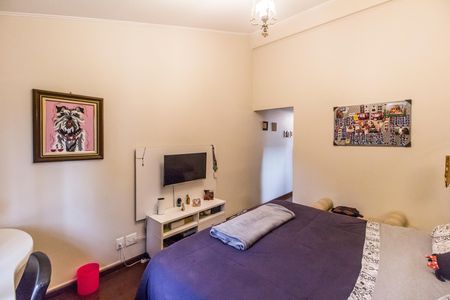 Casa à venda com 420m², 4 quartos e 4 vagas Casa à venda com 420m², 4 quartos e 4 vagasSuíte 2