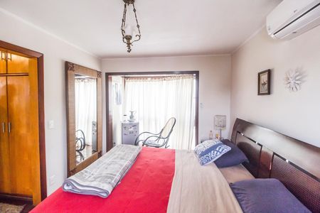Casa à venda com 420m², 4 quartos e 4 vagas Casa à venda com 420m², 4 quartos e 4 vagasSuíte 3