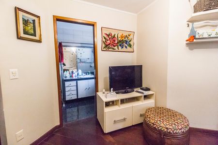Casa à venda com 420m², 4 quartos e 4 vagas Casa à venda com 420m², 4 quartos e 4 vagasSuíte 1