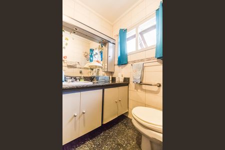 Casa à venda com 420m², 4 quartos e 4 vagas Casa à venda com 420m², 4 quartos e 4 vagasSuíte 1