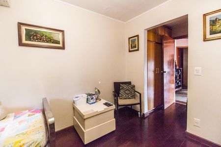Casa à venda com 420m², 4 quartos e 4 vagas Casa à venda com 420m², 4 quartos e 4 vagasSuíte 1