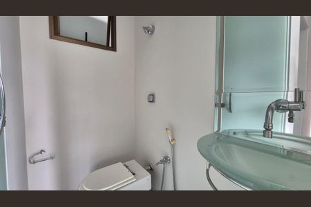 Apartamento para alugar com 163m², 4 quartos e 3 vagas Apartamento para alugar com 163m², 4 quartos e 3 vagasBanheiro
