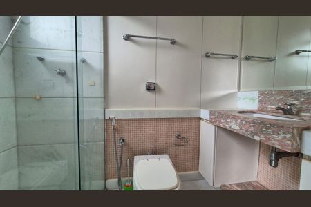 Apartamento para alugar com 163m², 4 quartos e 3 vagas Apartamento para alugar com 163m², 4 quartos e 3 vagasBanheiro