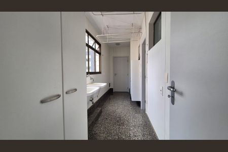 Apartamento para alugar com 163m², 4 quartos e 3 vagas