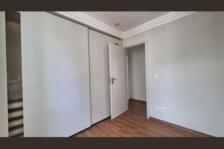 Apartamento para alugar com 163m², 4 quartos e 3 vagas Apartamento para alugar com 163m², 4 quartos e 3 vagasQuarto 2
