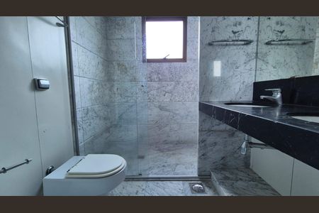 Apartamento para alugar com 163m², 4 quartos e 3 vagas Apartamento para alugar com 163m², 4 quartos e 3 vagasBanheiro