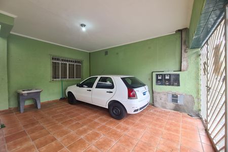 Casa para alugar com 65m², 2 quartos e 1 vaga Casa para alugar com 65m², 2 quartos e 1 vagaGaragem