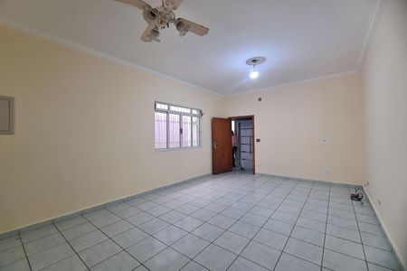 Sala de casa para alugar com 2 quartos, 65m² em Vila Ivone, São Paulo