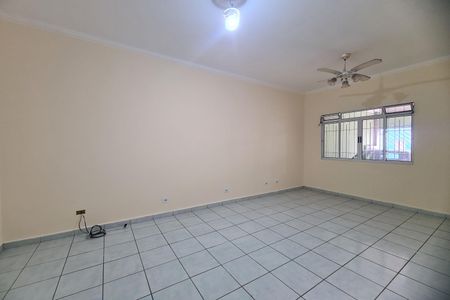 Casa para alugar com 65m², 2 quartos e 1 vaga Casa para alugar com 65m², 2 quartos e 1 vagaSala