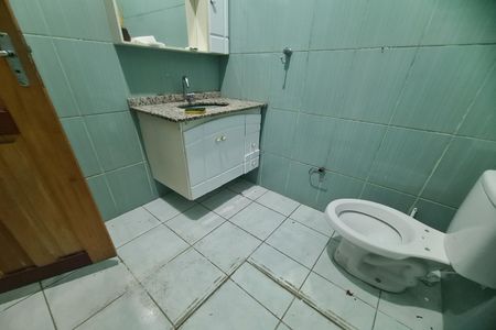 Casa para alugar com 65m², 2 quartos e 1 vaga Casa para alugar com 65m², 2 quartos e 1 vagaBanheiro