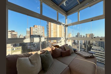 Apartamento à venda com 100m², 2 quartos e 2 vagasSala