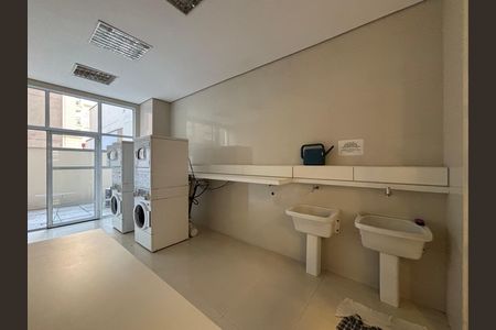 Apartamento à venda com 100m², 2 quartos e 2 vagasLavanderia 