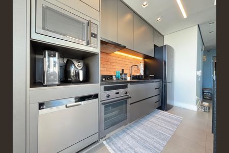 Apartamento à venda com 100m², 2 quartos e 2 vagasCozinha 