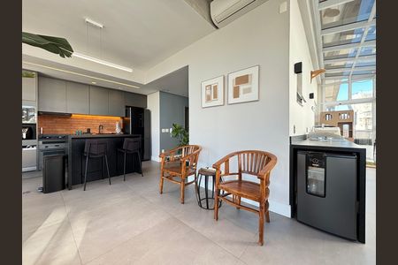 Apartamento à venda com 100m², 2 quartos e 2 vagasSala