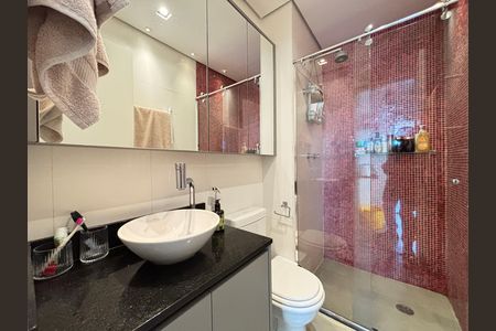 Apartamento à venda com 100m², 2 quartos e 2 vagasSuite Master Banheiro 