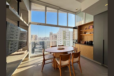 Apartamento à venda com 100m², 2 quartos e 2 vagasSala