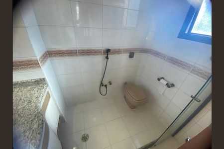 Apartamento para alugar com 250m², 4 quartos e 4 vagas