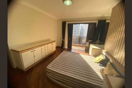 Apartamento para alugar com 250m², 4 quartos e 4 vagas