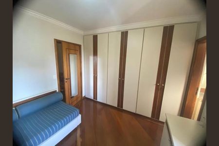 Apartamento para alugar com 4 quartos, 250m² em Moema, São Paulo