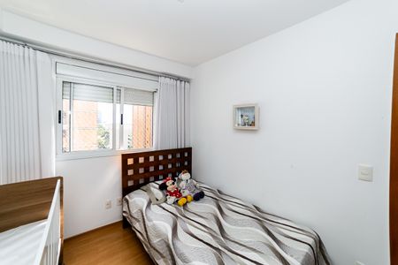 Apartamento à venda com 104m², 3 quartos e 3 vagas Apartamento à venda com 104m², 3 quartos e 3 vagasQuarto 1