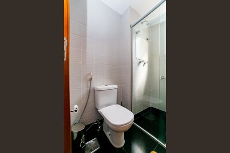 Apartamento à venda com 104m², 3 quartos e 3 vagas Apartamento à venda com 104m², 3 quartos e 3 vagasBanheiro Social