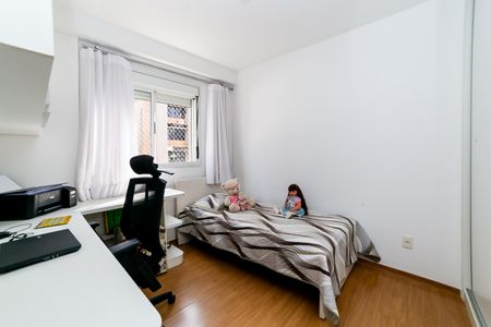 Apartamento à venda com 104m², 3 quartos e 3 vagas Apartamento à venda com 104m², 3 quartos e 3 vagasQuarto 2